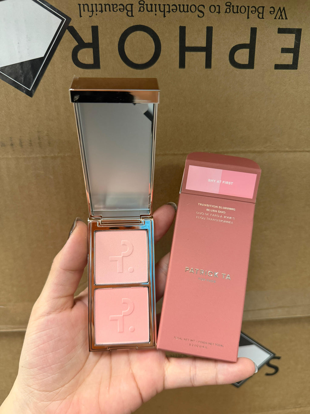 🆕PATRICK TA
Major Headlines Transition Blurring Under Eye
Blush Duo
