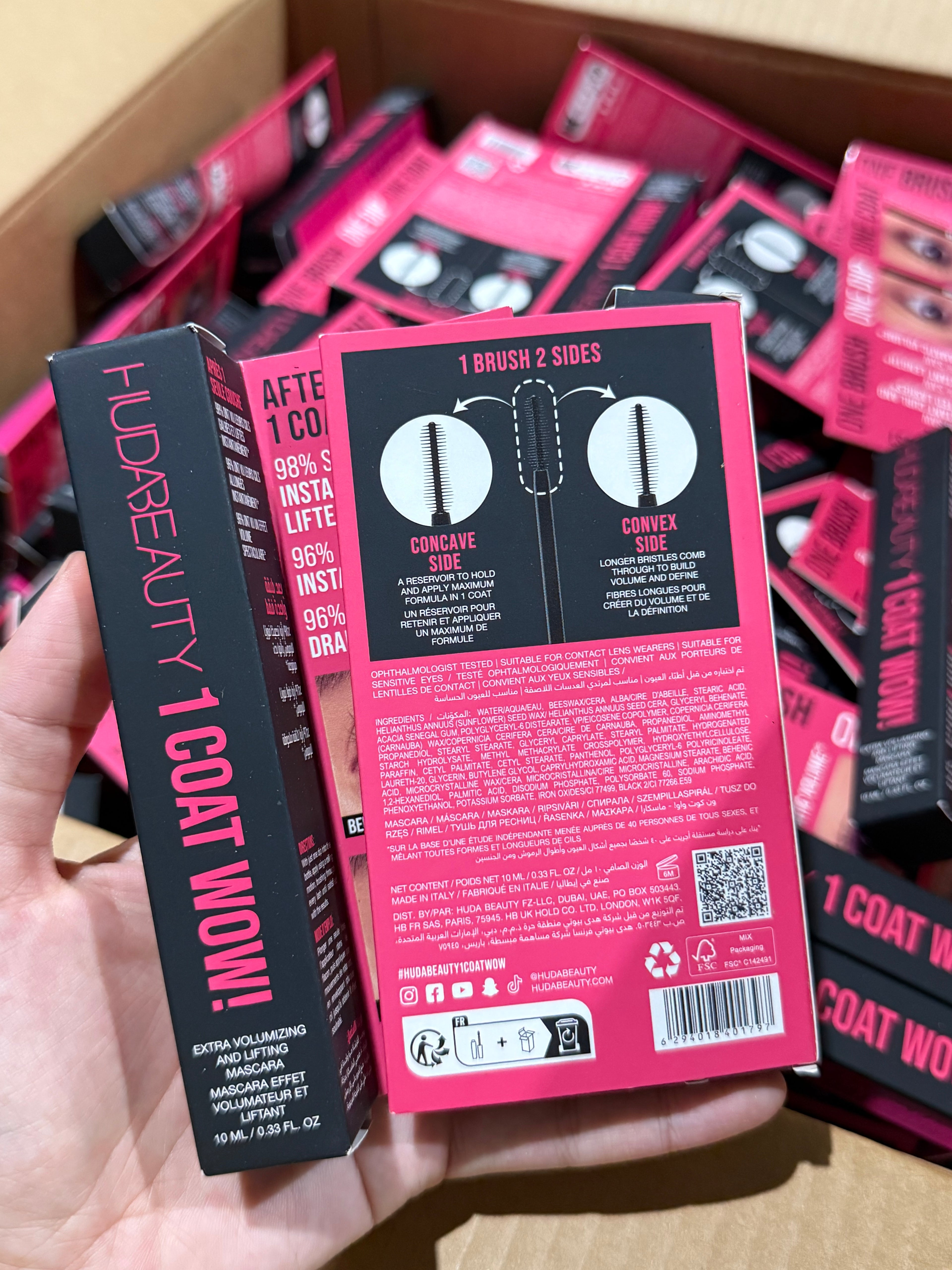 Huda beauty 1 coat wow mascara