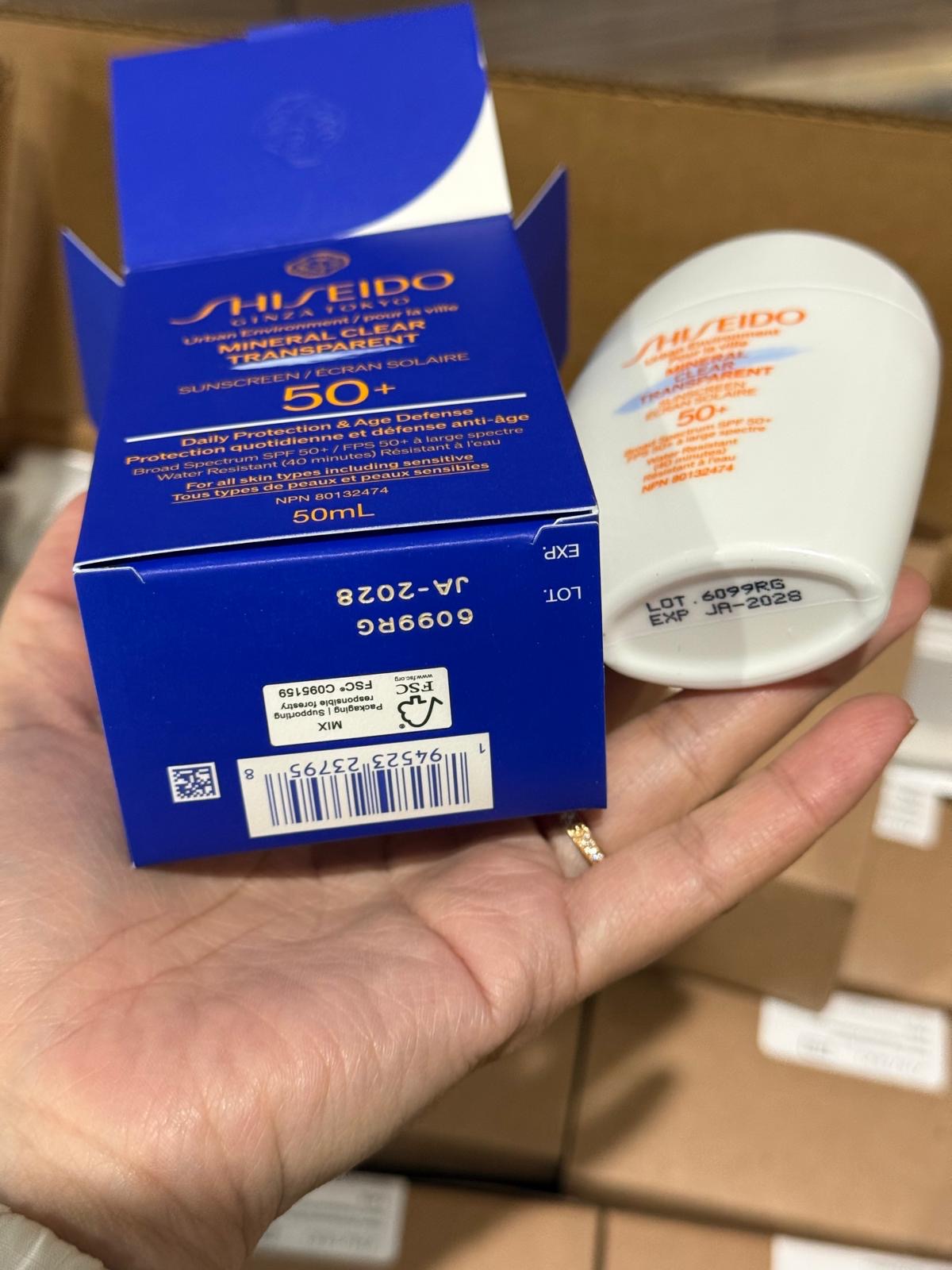 SHISEIDO
Urban Environment Mineral Clear Sunscreen SPF 50