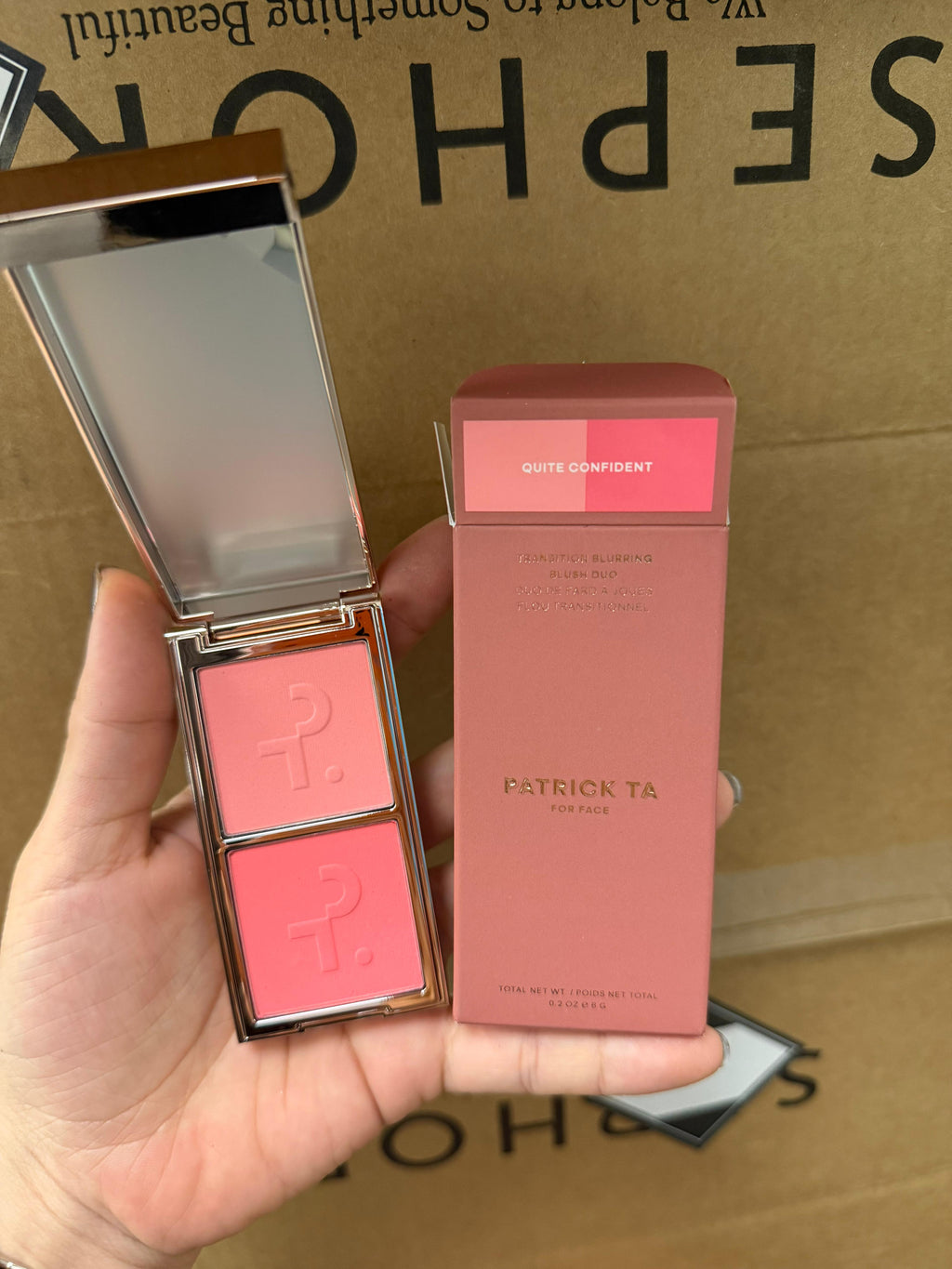 🆕PATRICK TA
Major Headlines Transition Blurring Under Eye
Blush Duo