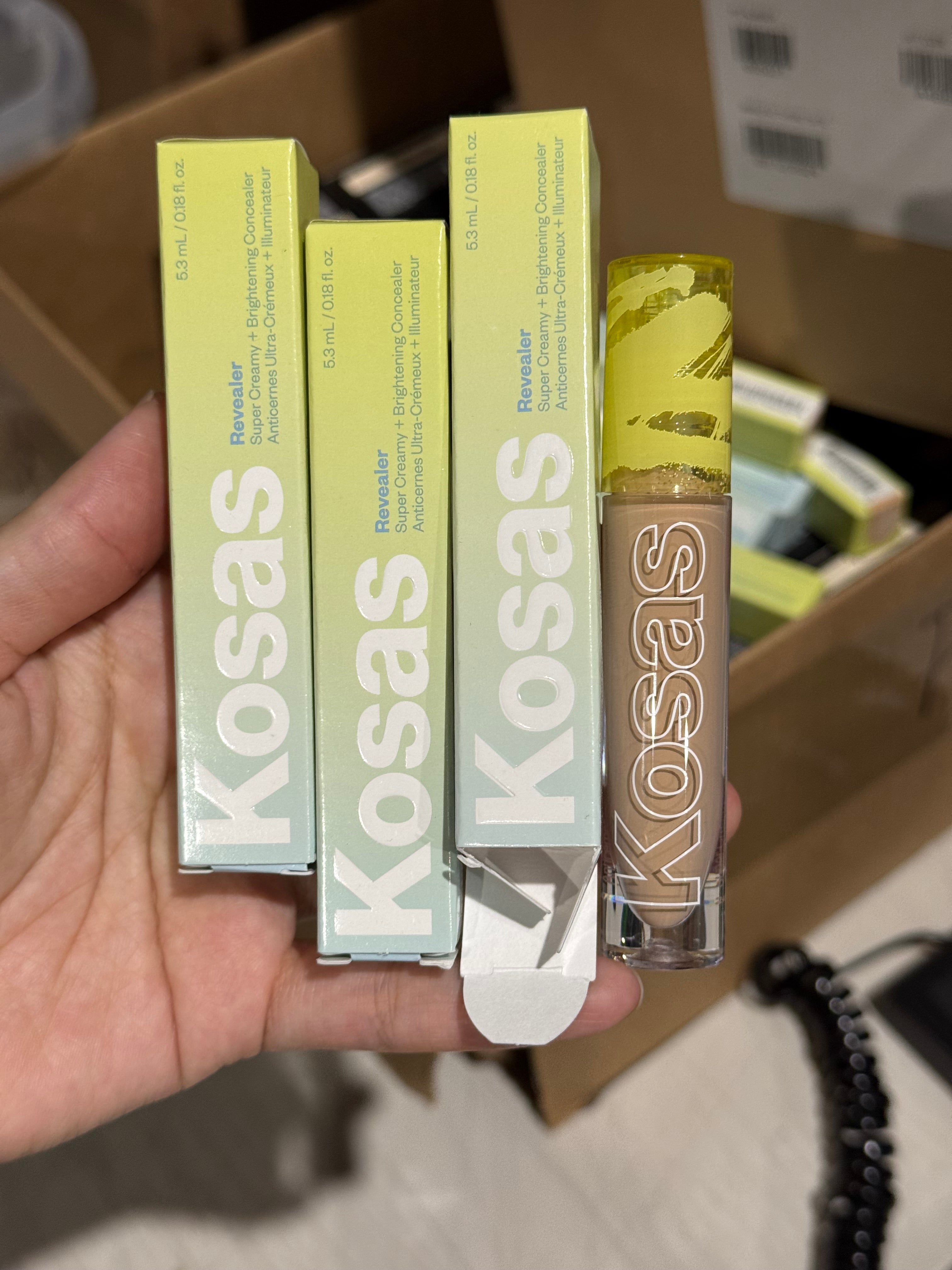 KOSAS Revealer Super Creamy + Brightening Concealer with Caffeine and Hyaluronic Acid