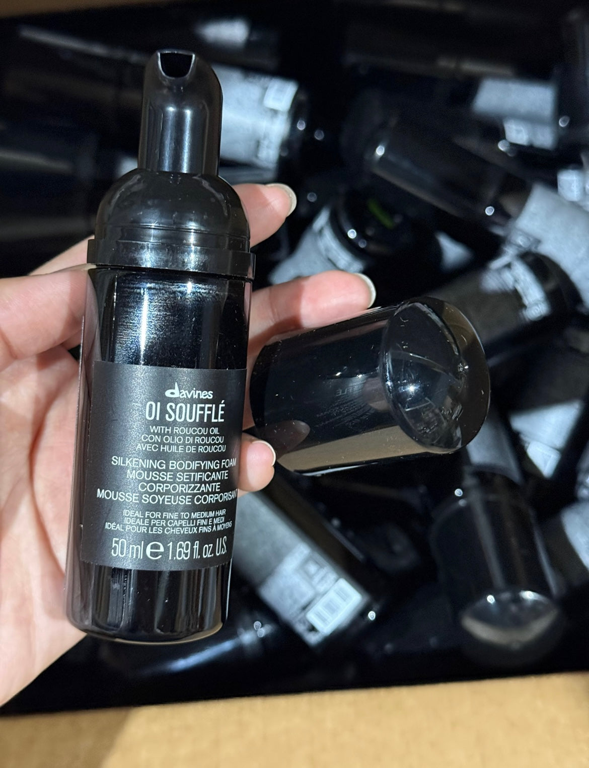 Davines Mini OI Soufflé Bodifying Foam for Softness and Shine50 Ml