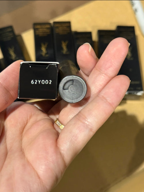 #2 Mini YVES SAINT LAURENT Lash Clash
Extreme Volume Mascara mini 2ml