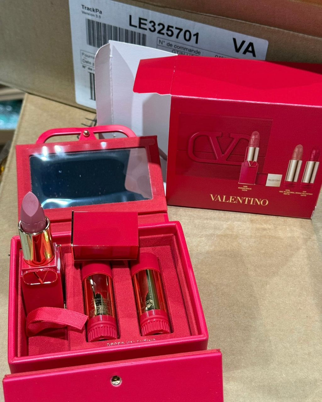 Valentino lip set with case
