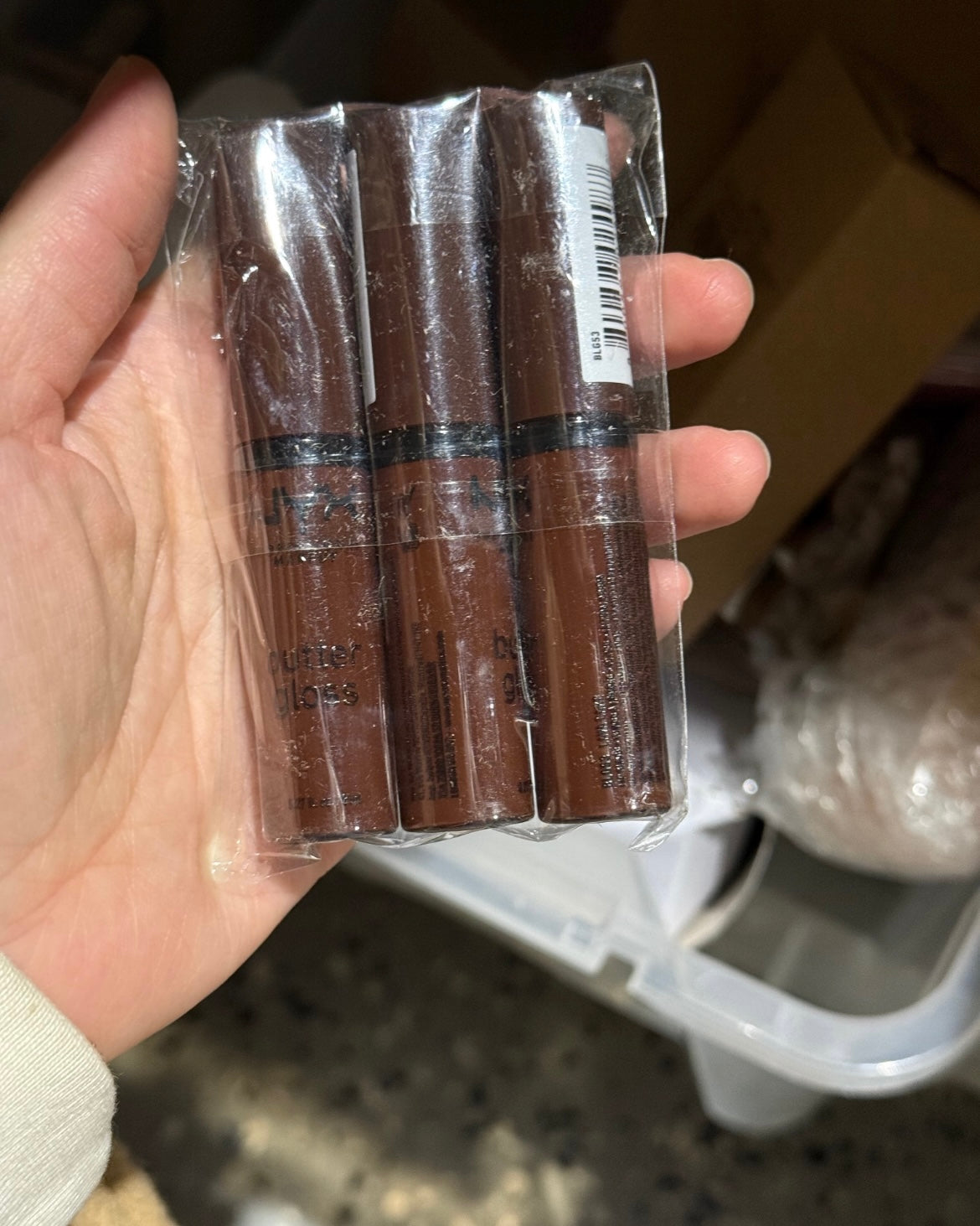 NYX BUNDLE MIX 100pcs As seen in picture
