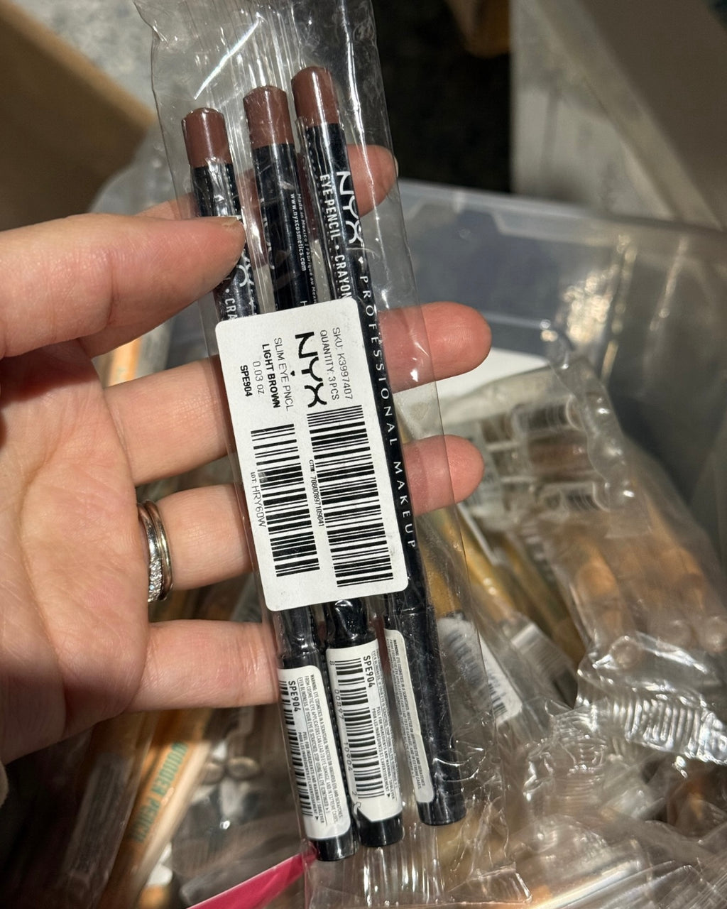 NYX BUNDLE MIX 100pcs As seen in picture