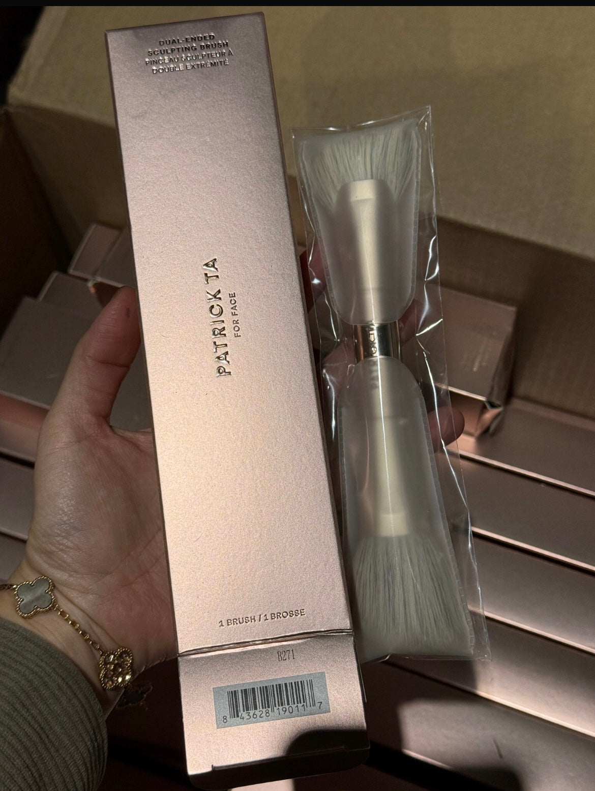 Patrick ta dual end contour brush