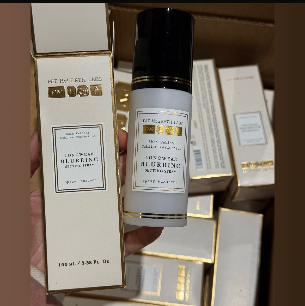 PAT MCGRATH LABS Skin Fetish: Sublime
Perfection Longwear Blurring spray