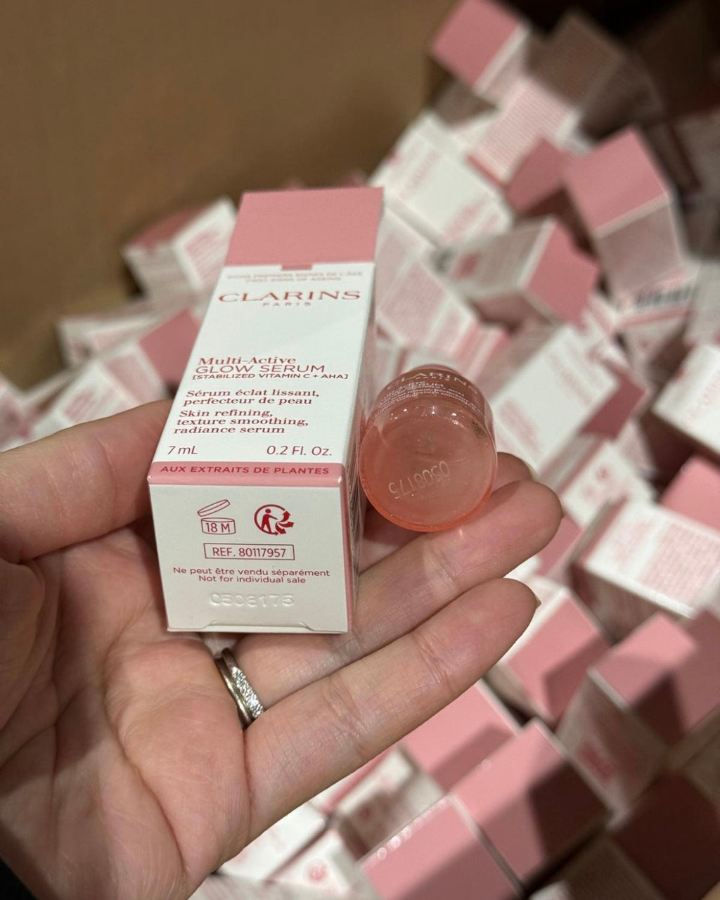 Clarins Multi-Active Glow Serum 7ml 5＄ (100pcs4＄each )