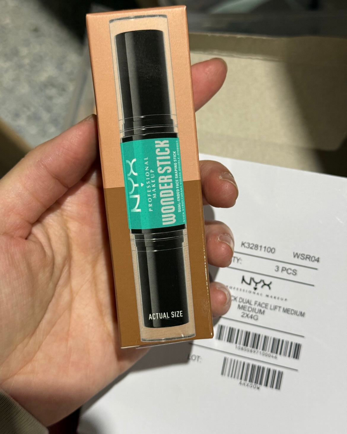 NYX BUNDLE MIX 100pcs As seen in picture