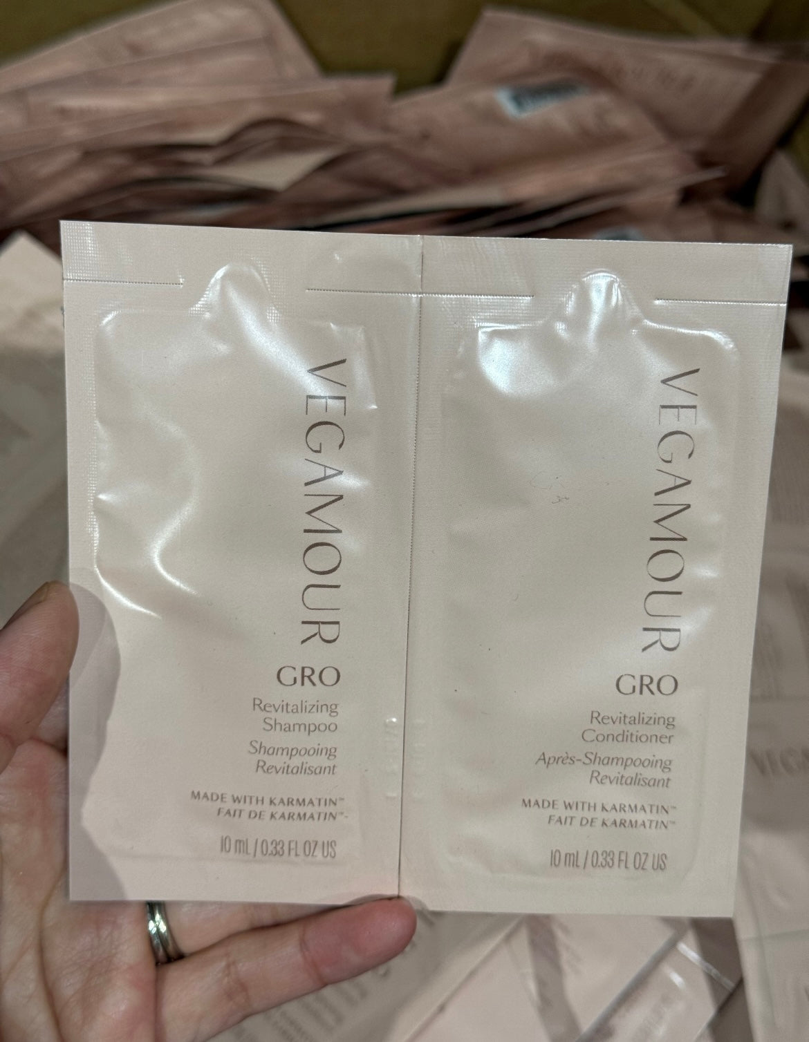 50×Duo Vegamour shampoo 10ml and conditioner 10ml
