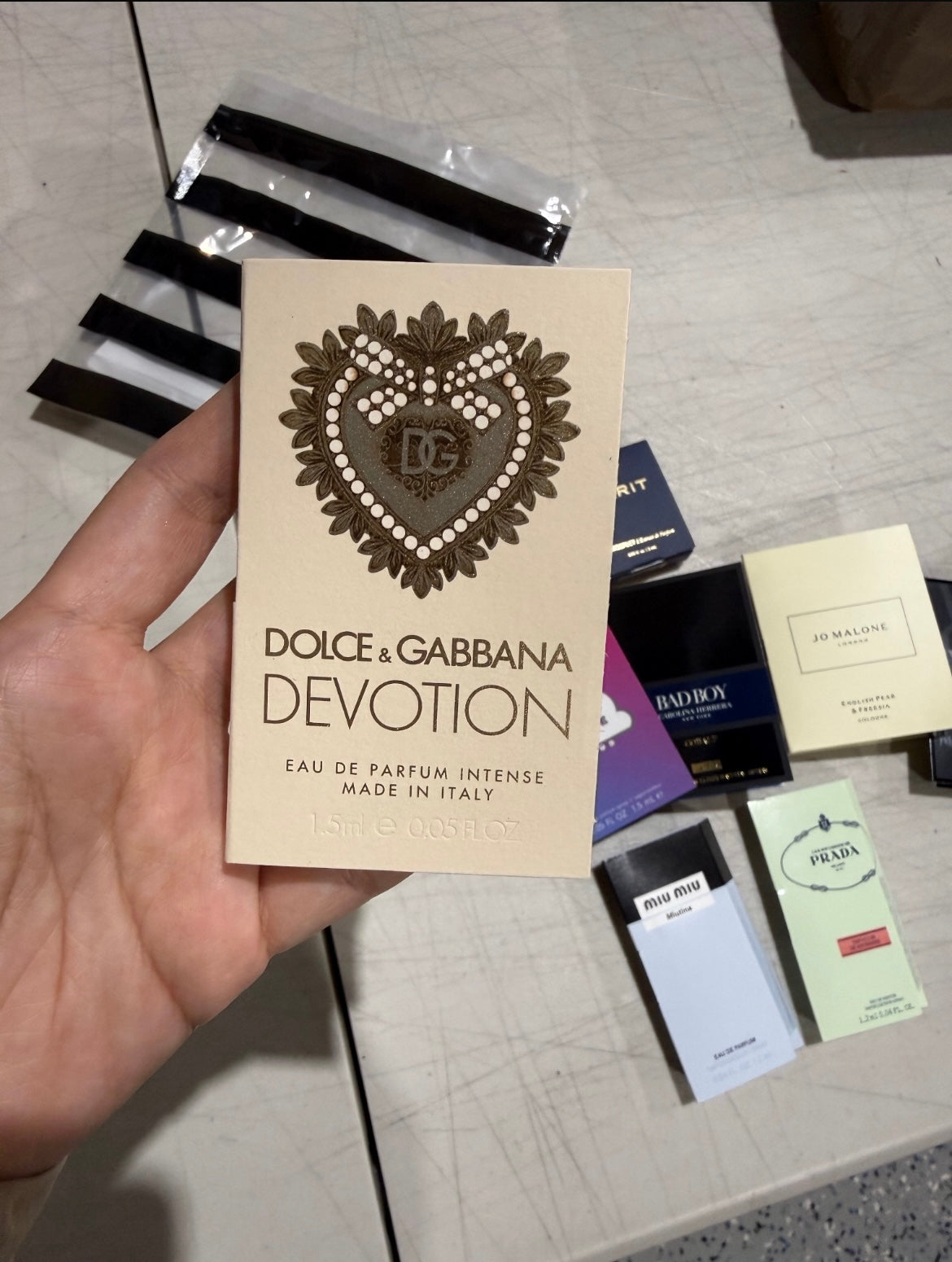 Sephora fragrance sample bag