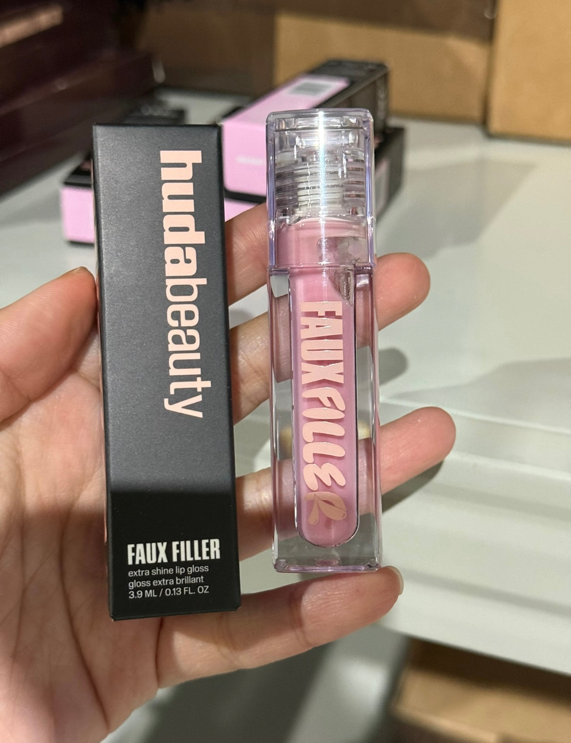 HUDA BEAUTY Faux Filler Shiny Non-Sticky Lip Gloss