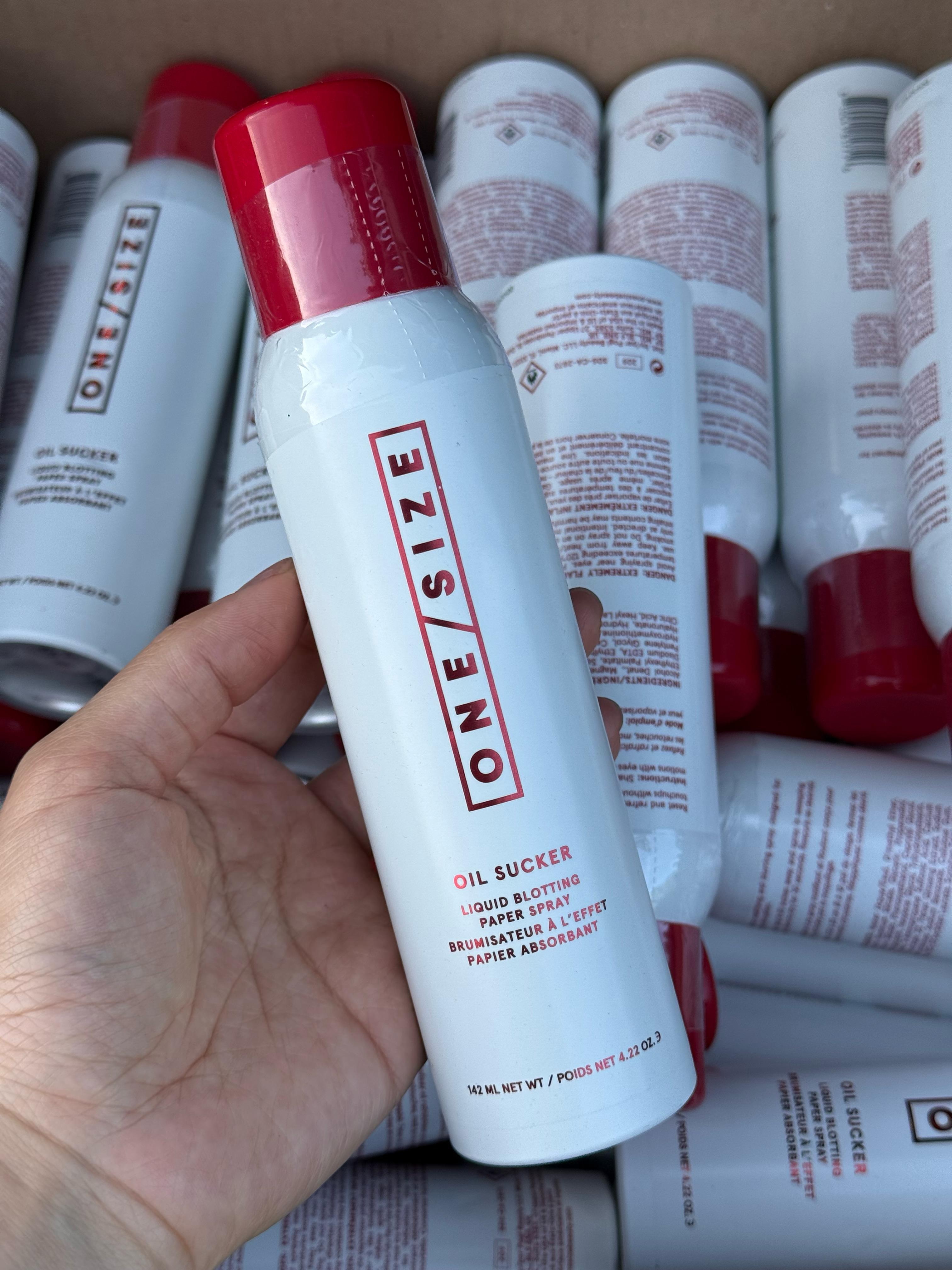 🆕 ONE/SIZE by Patrick Starrr 
Oil Sucker Liquid Blotting Paper Touch Up Spray OS ONE SIZE