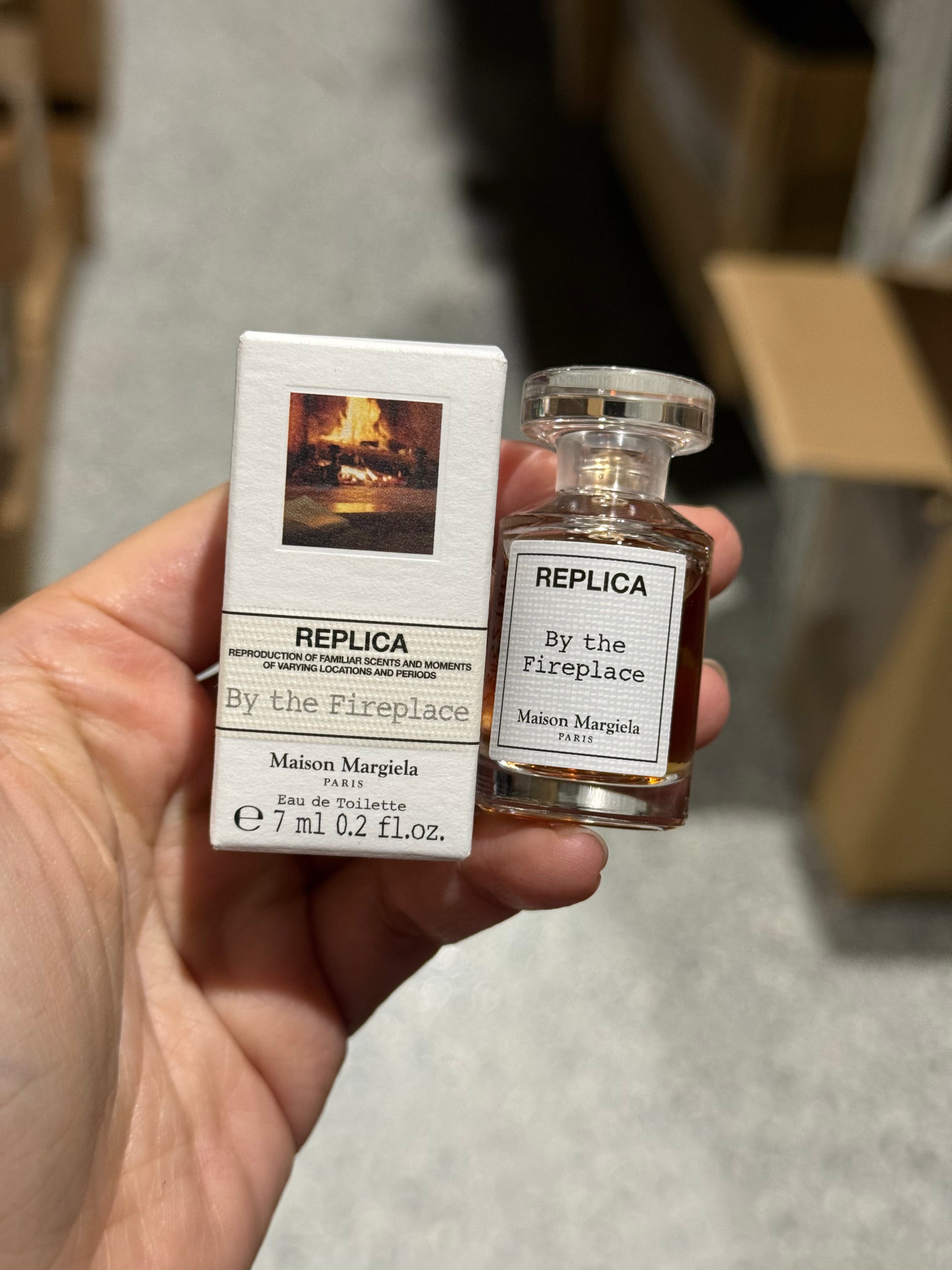 Replica dabber #by the fire place 7ml 9＄ (100pcs 8＄each)