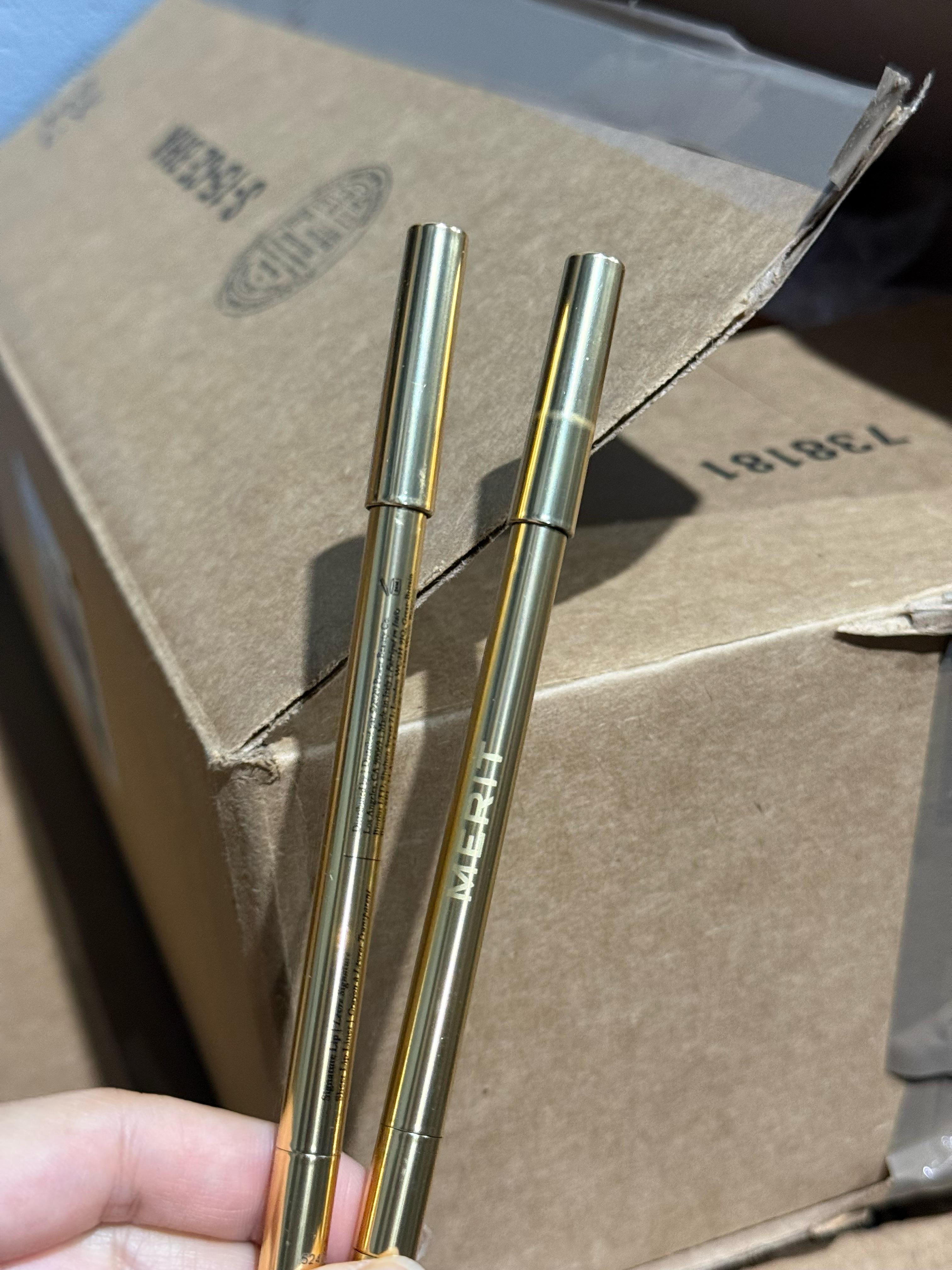 Merit lip liner # Capricorn unbox